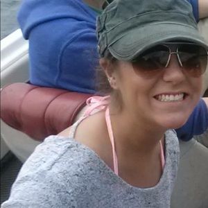 Meet your Posher, Erickericka